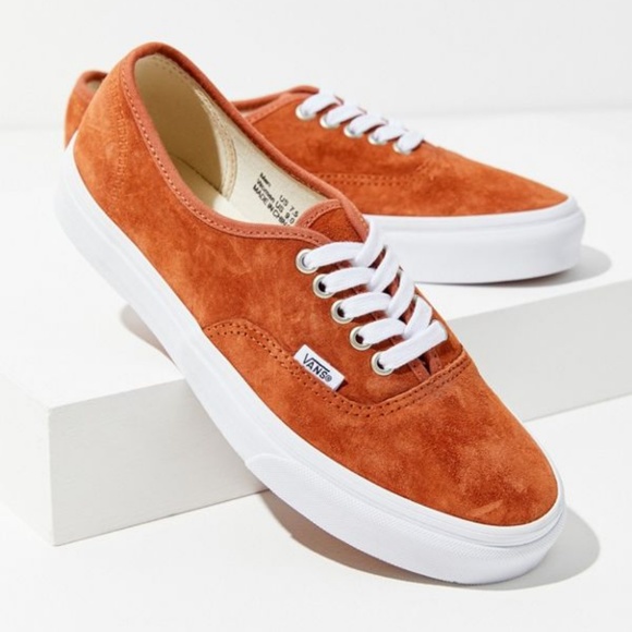 vans authentic pig suede brown